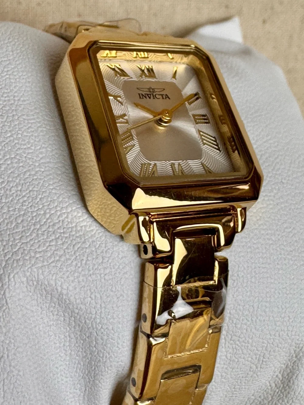 Invicta celestial gold